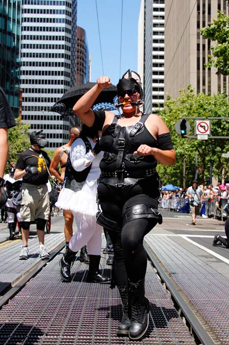 An enthusiastic ponygirl trotting in the 2013 SF Pride Parade